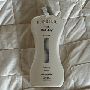 Biosilk Silk Therapy Shampoo in White Bottle 34oz